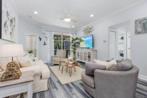 Blue Bayou Oasis Luxury Pool home and Sunshine